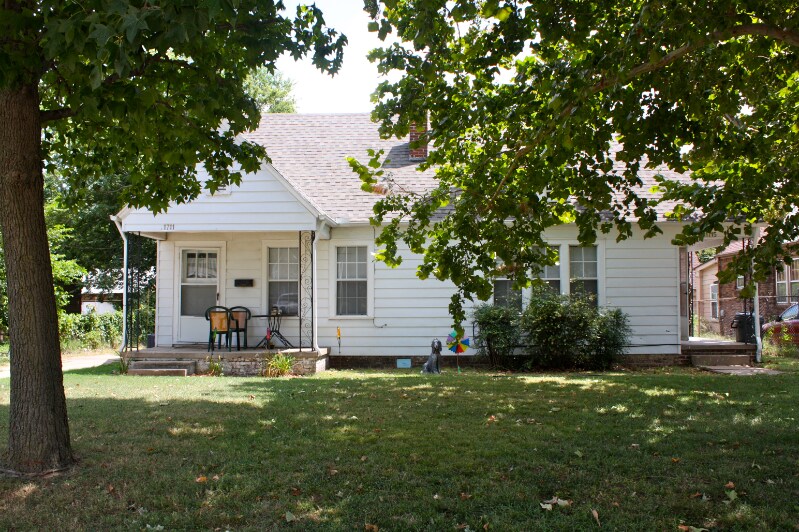 1711 S Jamestown Ave, Unit 1711 in Tulsa, OK - Foto de edificio