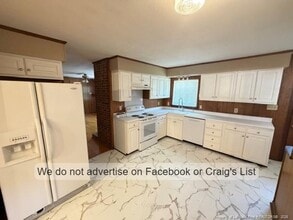 2809 Trentwood Ct in Fayetteville, NC - Building Photo - Building Photo