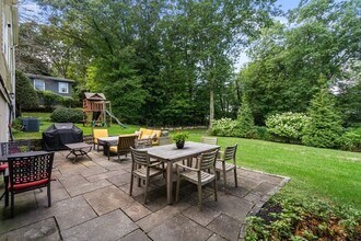 11 Nantucket Rd in Wellesley, MA - Building Photo - Building Photo