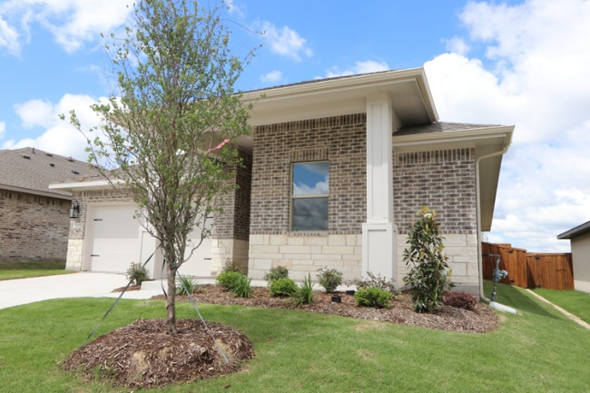 1005 Palmer Rd in Howe, TX - Building Photo - Building Photo