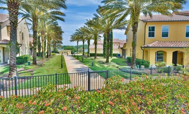 1144 Charming St in Maitland, FL - Building Photo - Building Photo