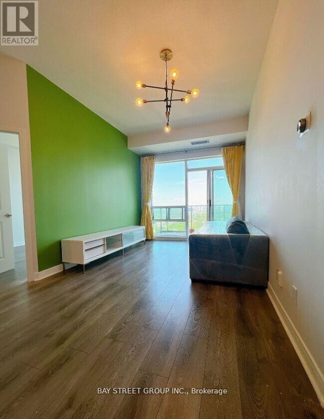 35 Bales Ave in Toronto, ON - Building Photo - Building Photo