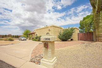 12898 W Pasadena Ave in Litchfield Park, AZ - Building Photo - Building Photo