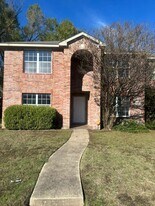 1137 Beechwood Ln in Cedar Hill, TX - Building Photo