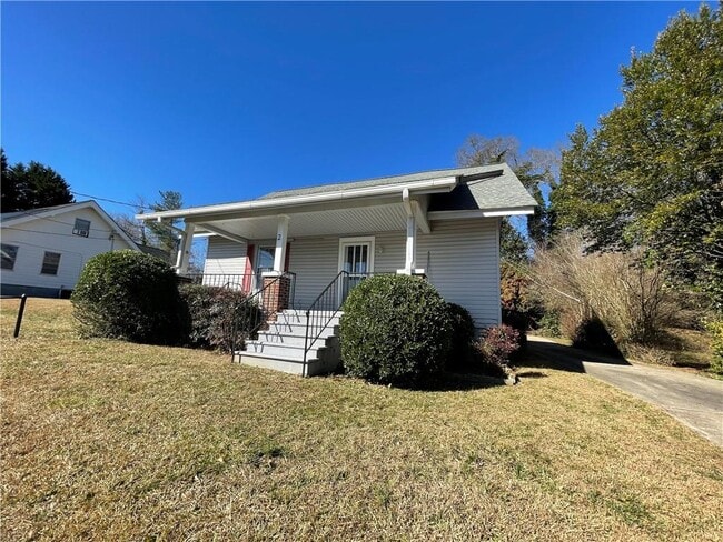 property at 2 Highland St
