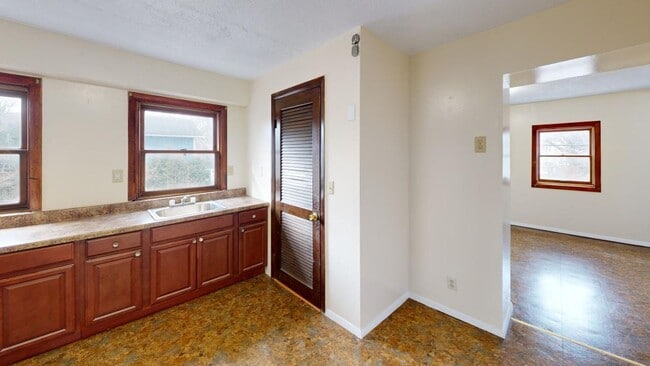 83 Nash St in New Haven, CT - Building Photo - Building Photo