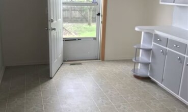 308 Majestic Dr in Toledo, OH - Building Photo - Building Photo