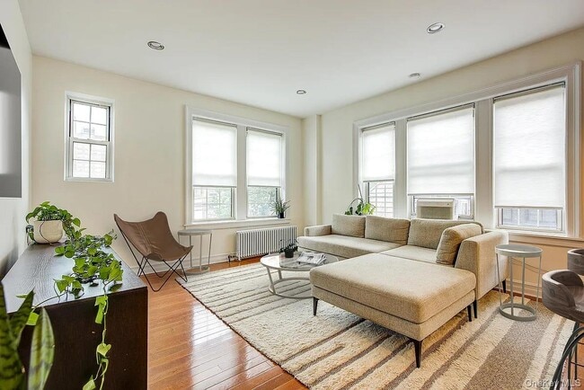 property at 6 Burns St