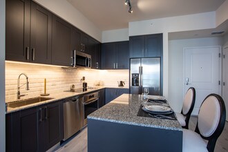 Camden Central in St. Petersburg, FL - Foto de edificio - Interior Photo