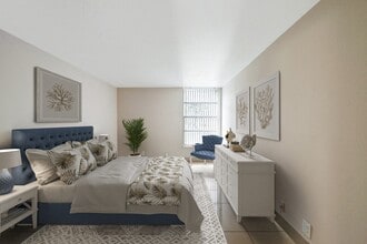 Windward Vista in Lauderhill, FL - Building Photo - Building Photo