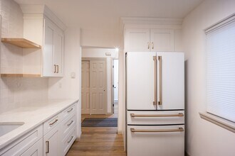 404 Chelsea Cove S in Hopewell Junction, NY - Building Photo - Building Photo