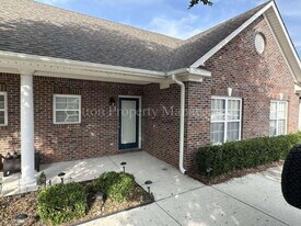 207 Hibiscus Way in Wilmington, NC - Building Photo