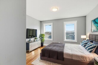 5 Atwood Ave, Unit 1-2-3 in Norwood, MA - Building Photo - Building Photo