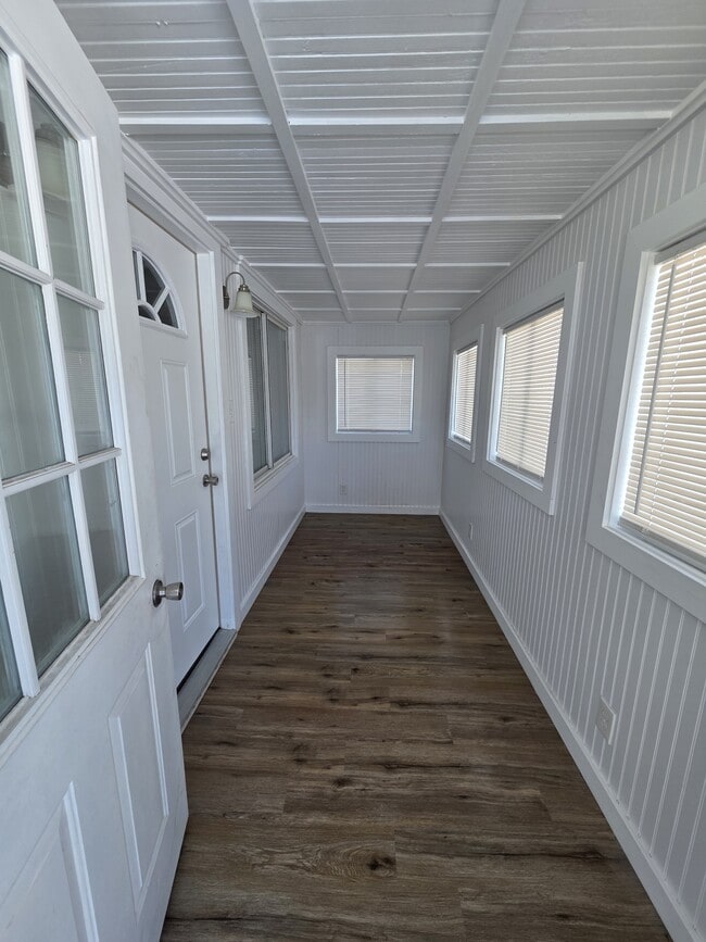 24849 Midland Ave in Redford Township, MI - Building Photo - Building Photo