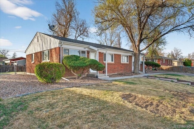 69 Del Mar Cir in Aurora, CO - Foto de edificio - Building Photo