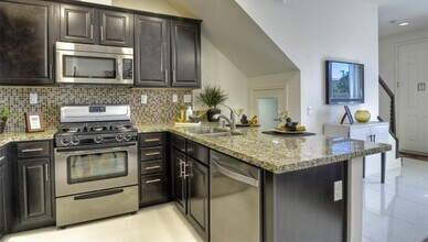 1362 Caminito Veranza in Chula Vista, CA - Building Photo - Building Photo