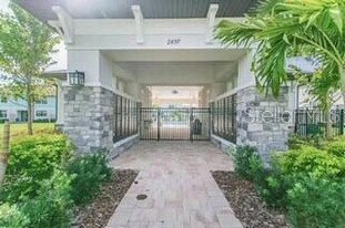 1611 Eagle Creek Dr in Clearwater, FL - Building Photo