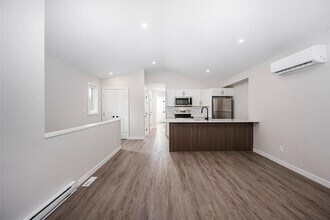 771 Scotland Ave in Winnipeg, MB - Building Photo - Building Photo