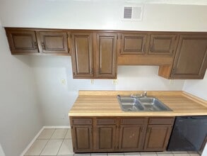 7084 Texel Cove in Memphis, TN - Building Photo - Building Photo