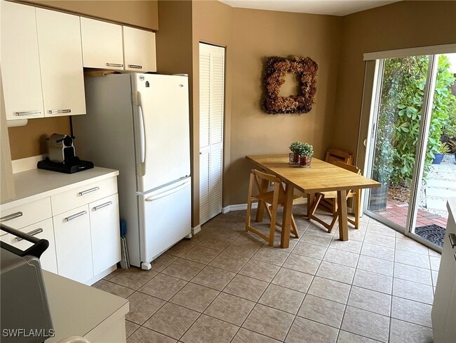 7710 Ahoy Ave in Naples, FL - Building Photo - Building Photo