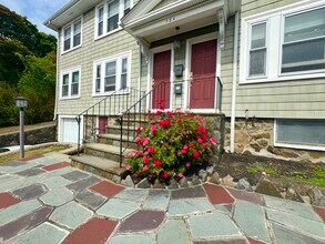 584 Humphrey St in Swampscott, MA - Building Photo - Building Photo