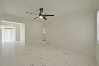 3912 Parkwoods Ln in Midwest City, OK - Building Photo - Building Photo