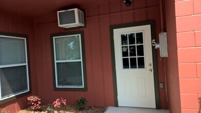 5843 N Highway 1, Unit 3. in Lockport, LA - Building Photo - Building Photo