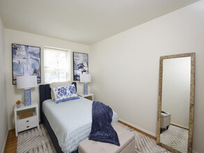 Kingston Townhomes in Baltimore, MD - Building Photo - Building Photo