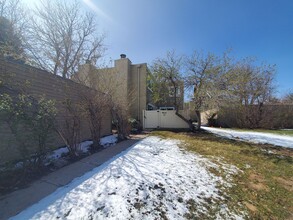 9616 E Kansas Cir in Denver, CO - Building Photo - Building Photo