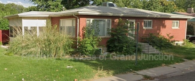 property at 1911 N 10th St