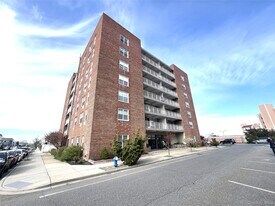 855 E Broadway in Long Beach, NY - Building Photo