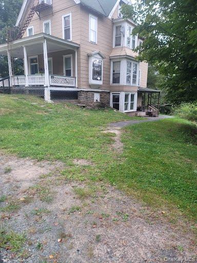 299 S Main St