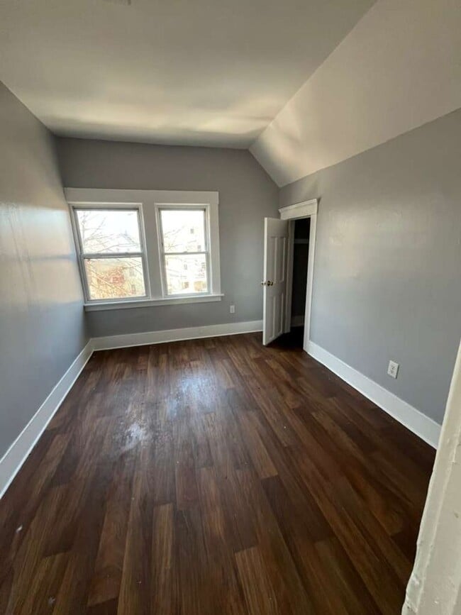 436 Poplar St in New Haven, CT - Building Photo - Building Photo