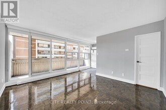 33 Isabella St in Toronto, ON - Building Photo - Building Photo
