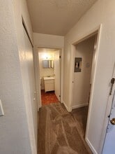 1986 Glenidle Rd in Sooke, BC - Building Photo - Building Photo