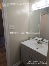 820 Westside Blvd NW in Roanoke, VA - Building Photo - Building Photo