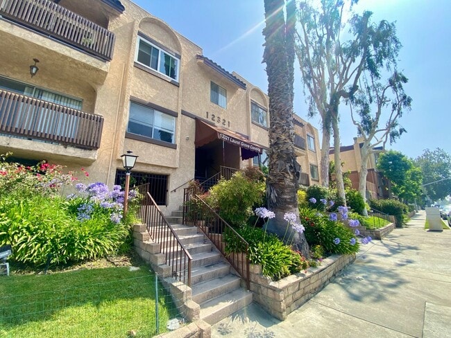 property at 12321 Riverside Dr
