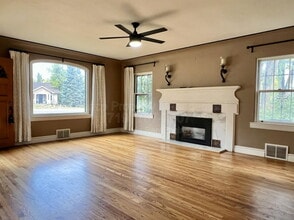 401 Cheyenne Blvd in Colorado Springs, CO - Building Photo - Building Photo