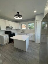 291 Potter Ave in Staten Island, NY - Building Photo - Building Photo