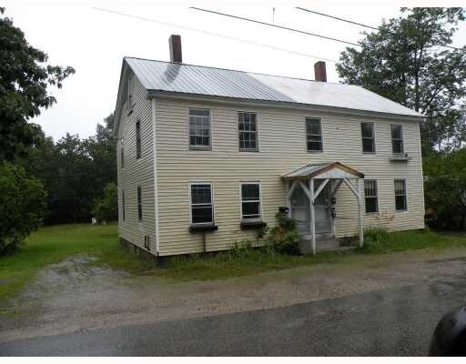 14 Oak St in Bridgton, ME - Foto de edificio