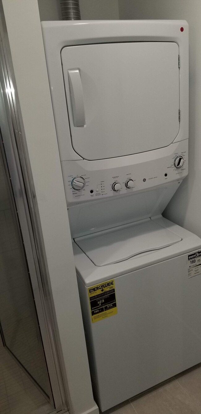 6307 Calvin Ave in Tarzana, CA - Building Photo - Building Photo