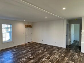 3549 Warren Pl in Bellevue, NE - Foto de edificio - Building Photo