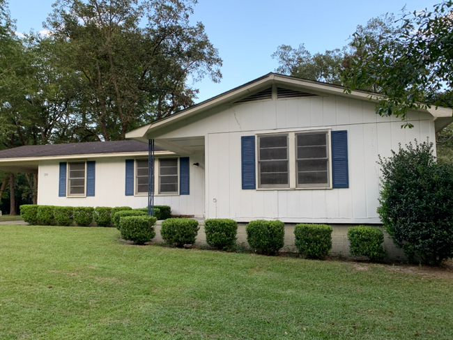 339 Gwenda St in Adrian, GA - Foto de edificio - Building Photo