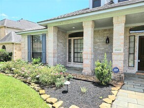 20402 Sunny Shores Dr in Humble, TX - Building Photo - Building Photo