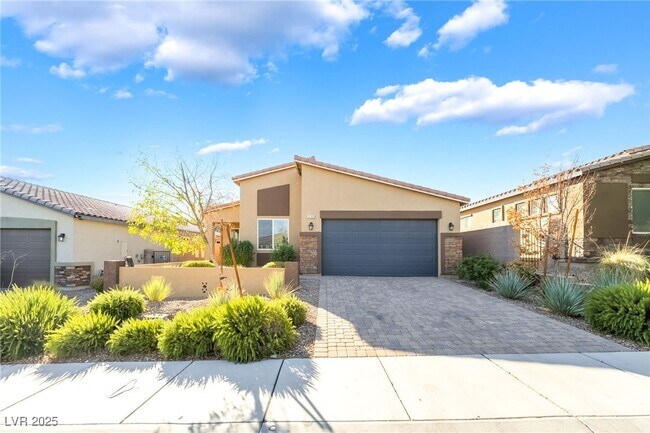 property at 1299 El Solindo Ln