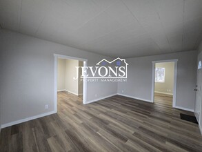 800 Hatton Rd in Tieton, WA - Building Photo - Building Photo