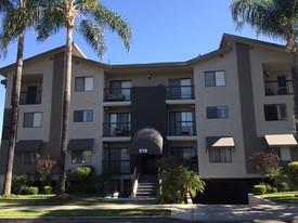 519 Palm Drive Apartments