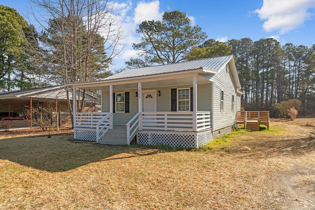 1920 Green Path Rd in Dunn, NC - Building Photo