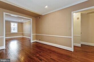 315 Constitution Ave NE in Washington, DC - Building Photo - Building Photo