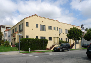 156 S Crescent Dr in Beverly Hills, CA - Building Photo - Building Photo